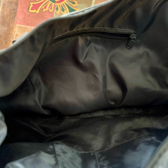 Buckle Weekend Bag - Picture 7 of 9